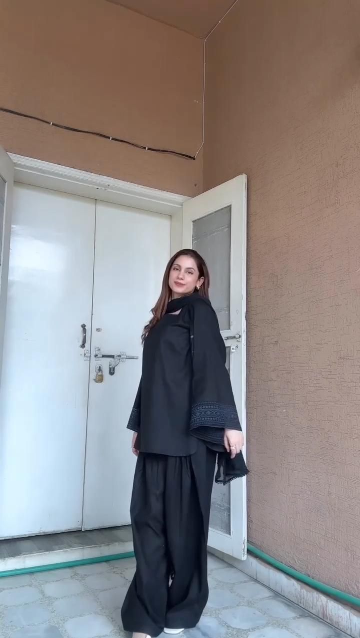 Midnight Noir 3-Piece Shalwar Kameez Set