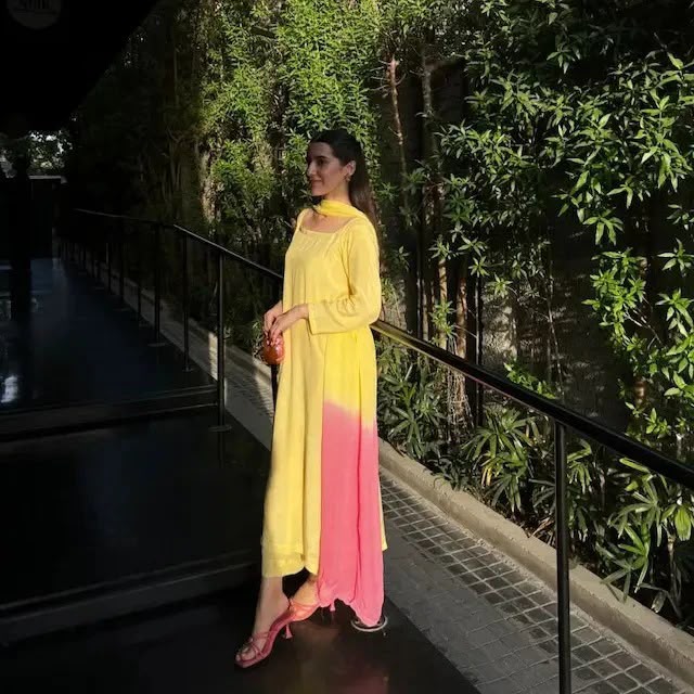 Sunlit Grace 3-Piece Suit